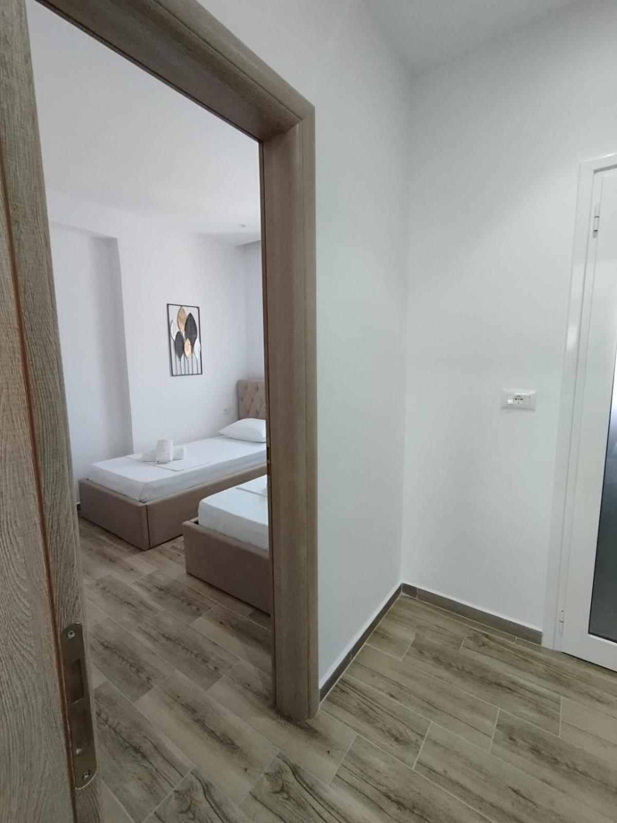 Amente Apartaments Ксамил Екстериор снимка