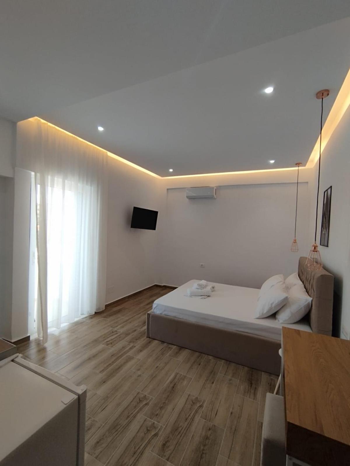 Amente Apartaments Ксамил Екстериор снимка