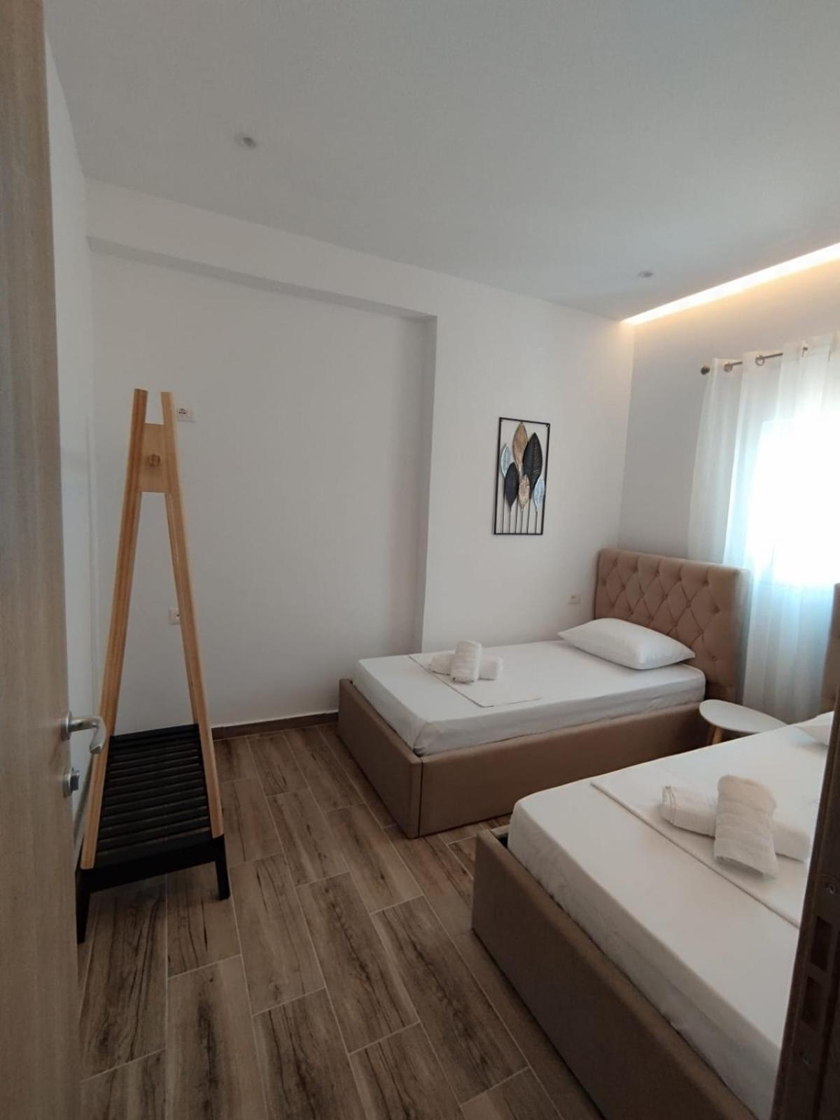 Amente Apartaments Ксамил Екстериор снимка