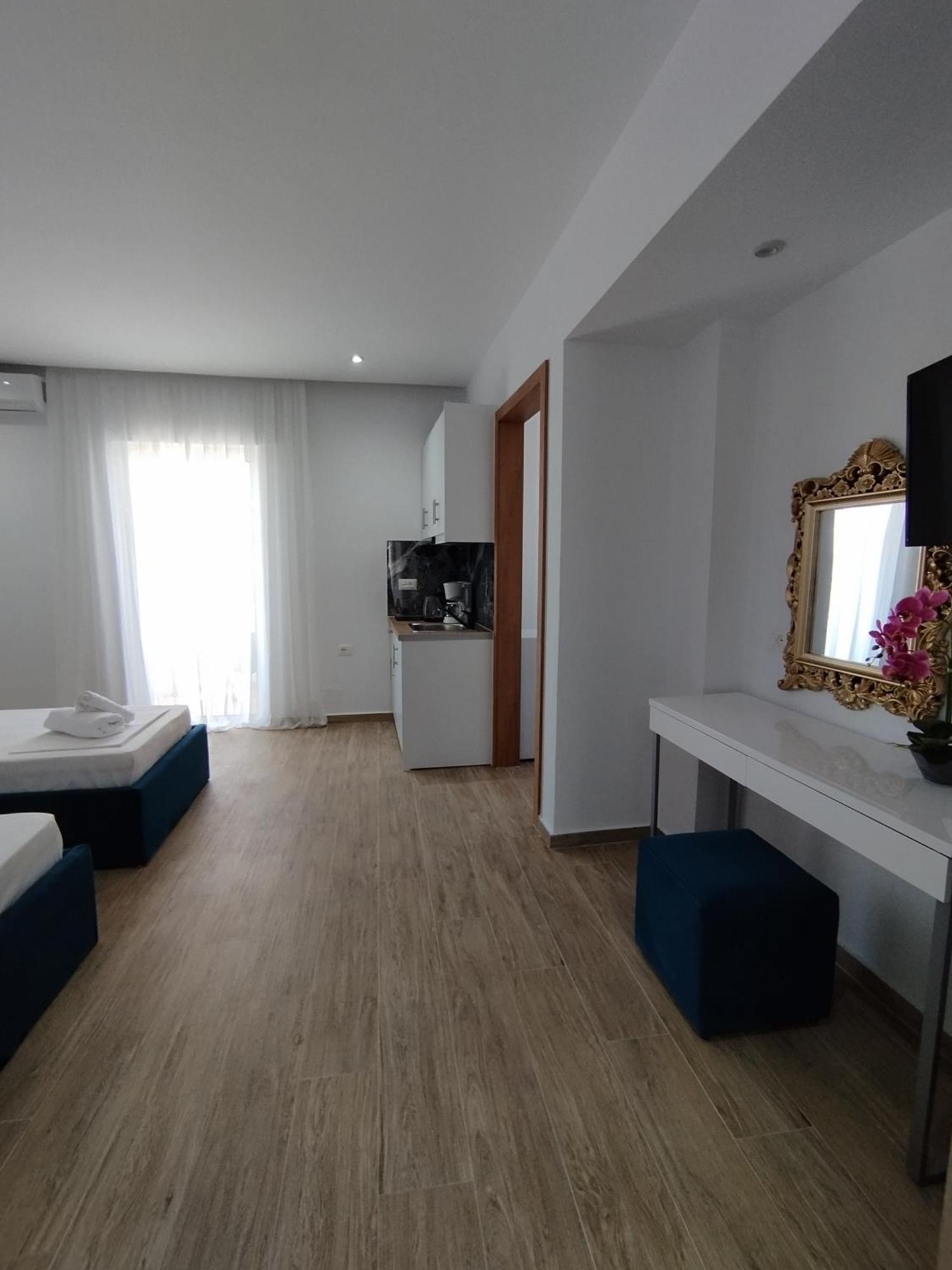 Amente Apartaments Ксамил Екстериор снимка