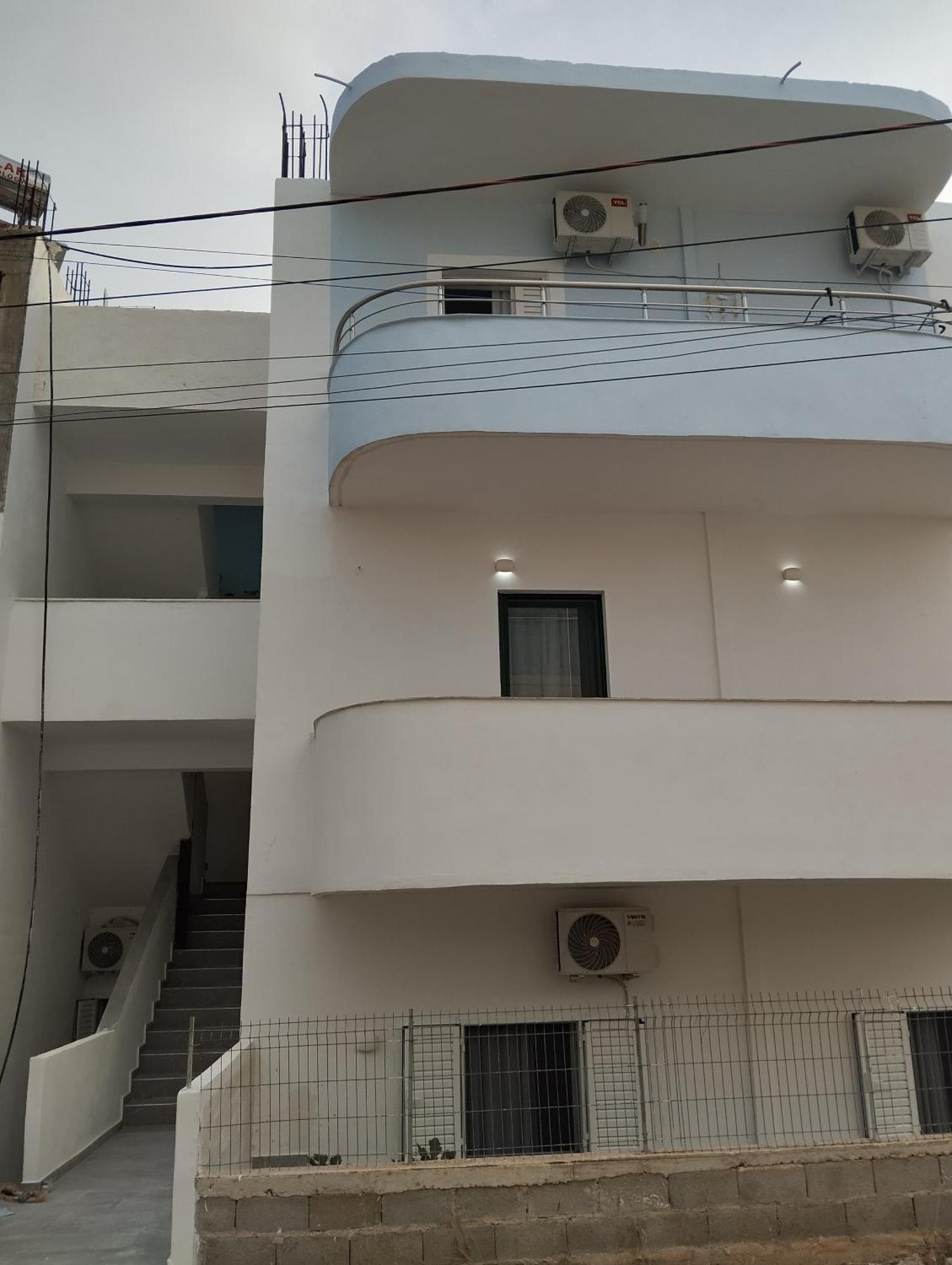 Amente Apartaments Ксамил Екстериор снимка