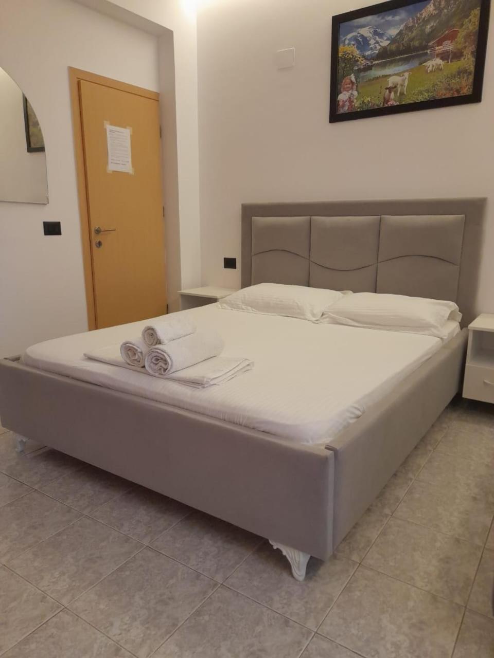 Amente Apartaments Ксамил Екстериор снимка