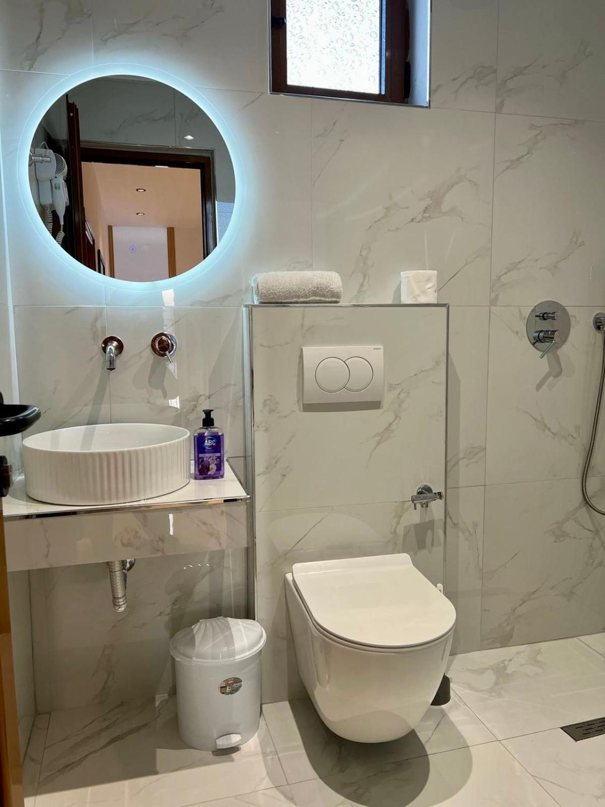 Amente Apartaments Ксамил Екстериор снимка