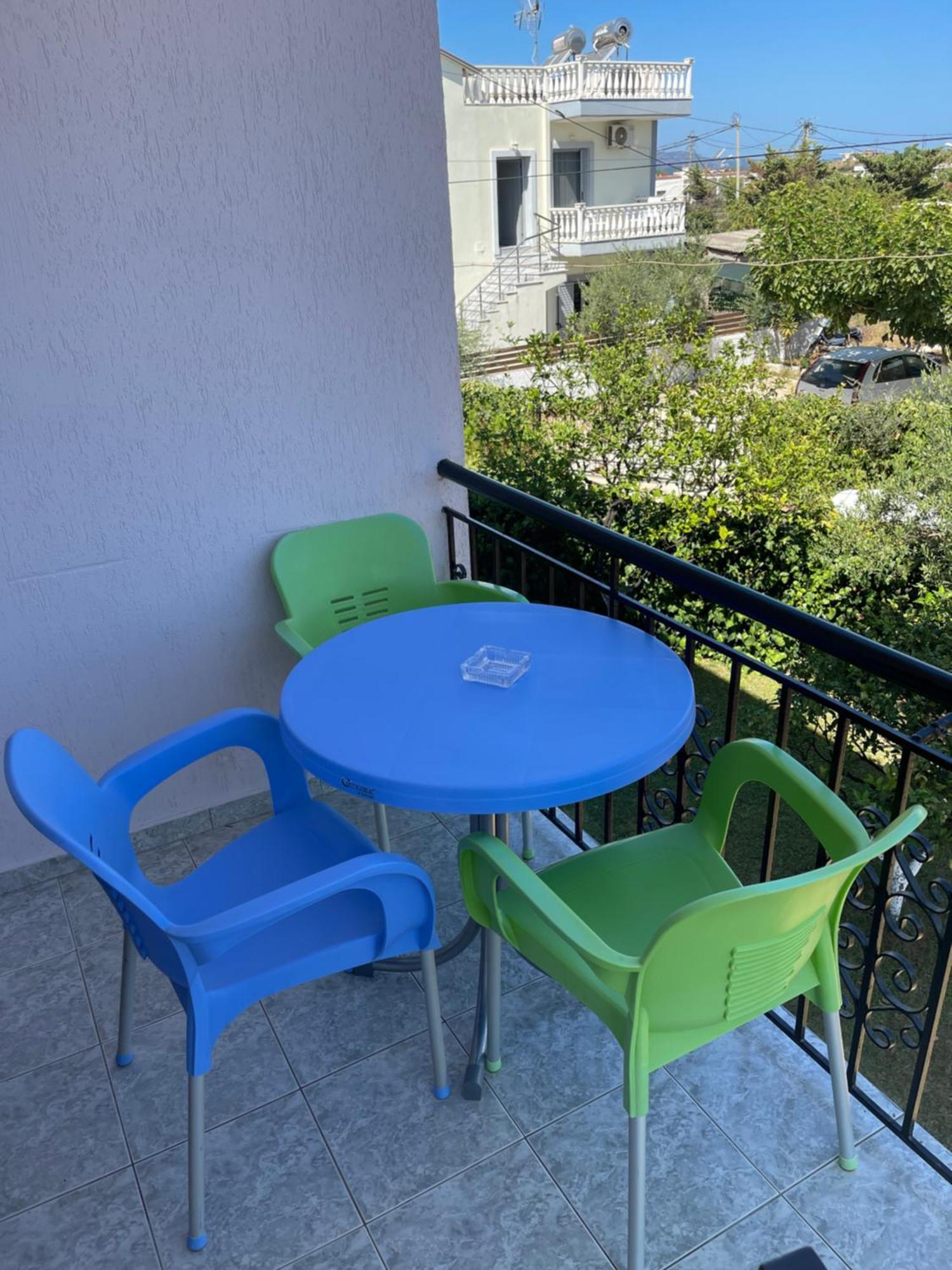 Amente Apartaments Ксамил Екстериор снимка